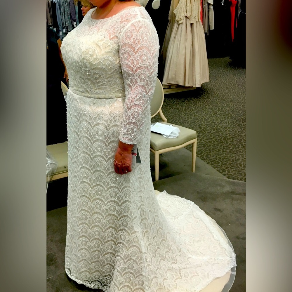 Oleg Cassini 3/4 Sleeve Beaded Lace Sheath Bridal Gown